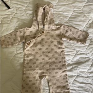 Hooded long sleeve sleeper